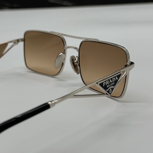NEW PR A52S 1BC8J1 PRADA SILVER BEIGE SQUARE SPR A52 1BC8J1 WOMEN SUNGLASSES main image 6